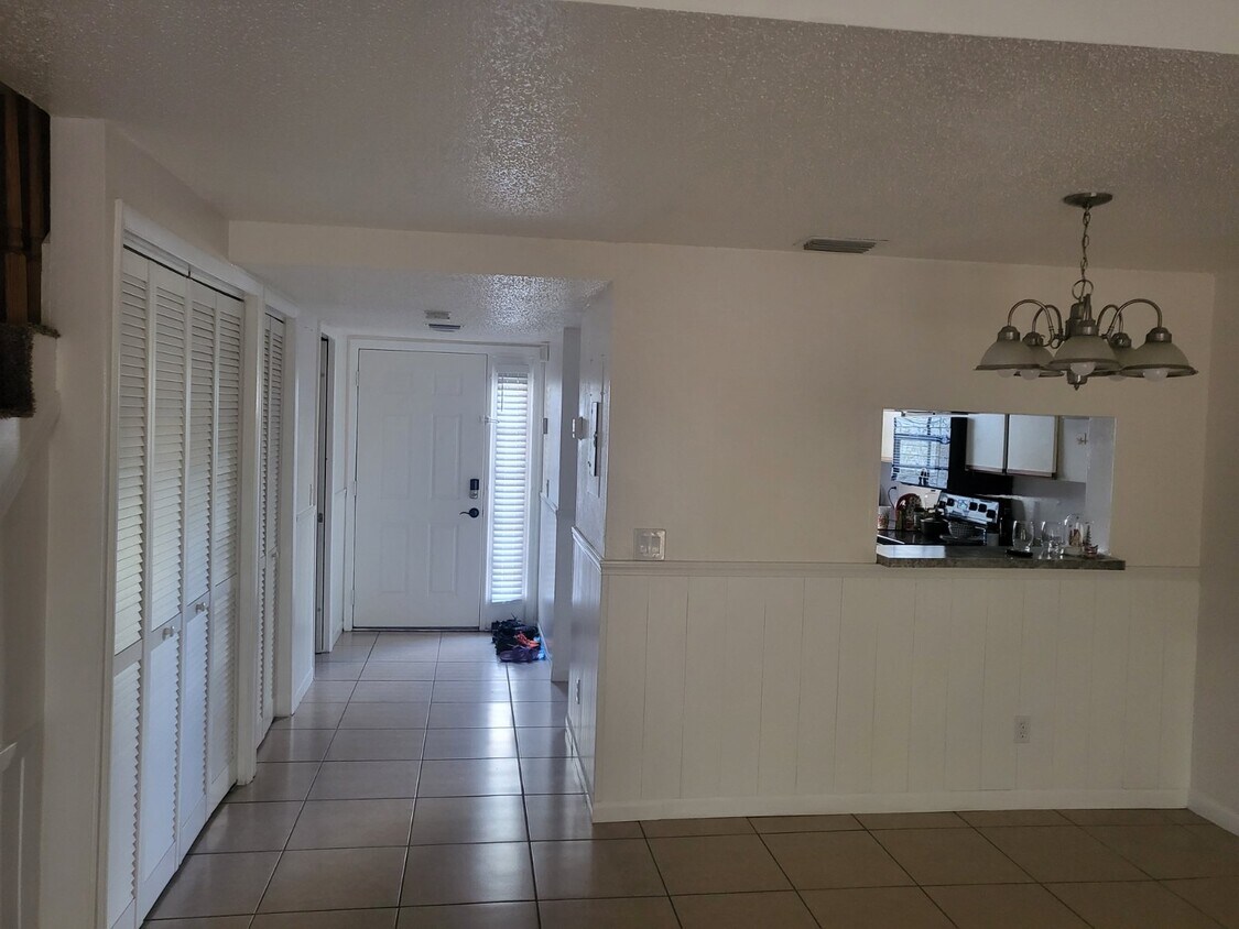 Foto principal - 1910 W Sligh Ave