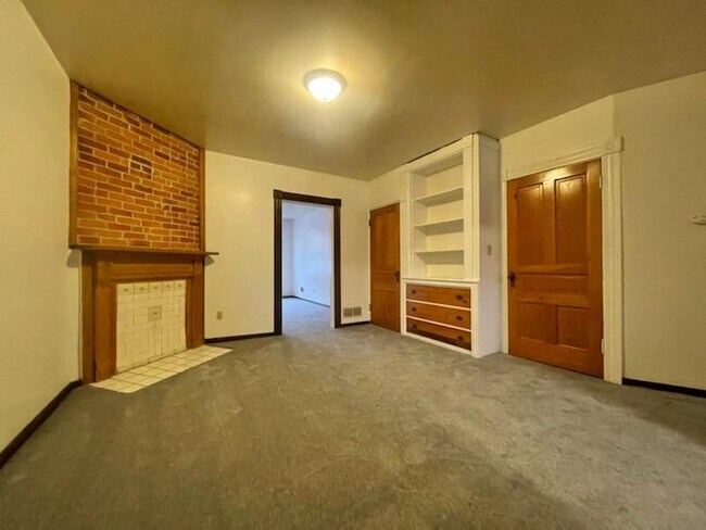 Foto del edificio - 5113-1 Duncan St