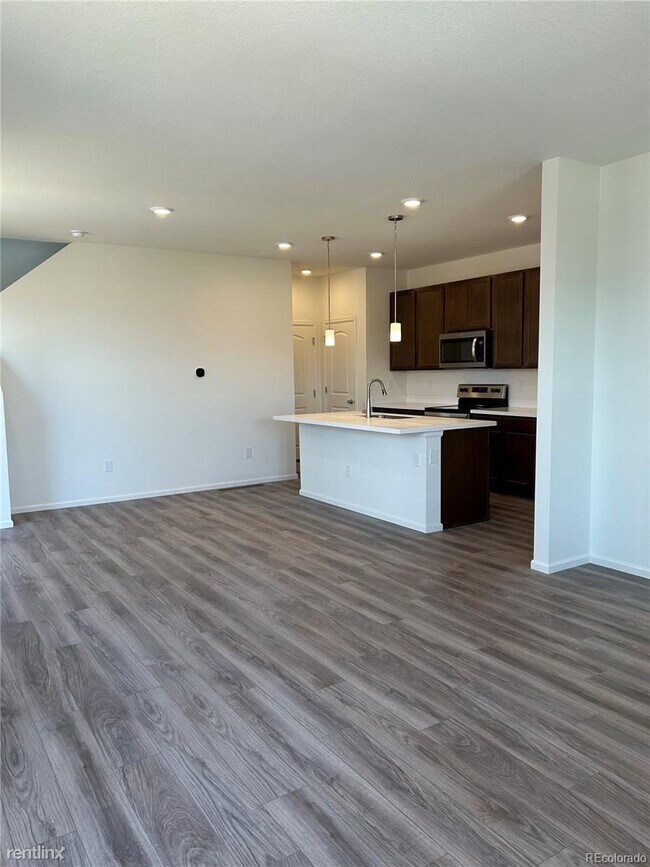 Foto del edificio - 3 br, 2.5 bath House - 6361 North Malaya S...