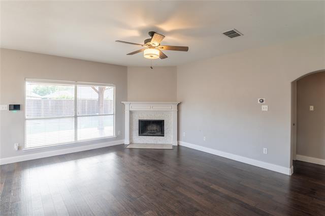 Building Photo - 1800 Fairweather Dr