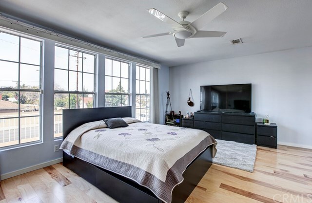 Foto del edificio - 8462 Carob St