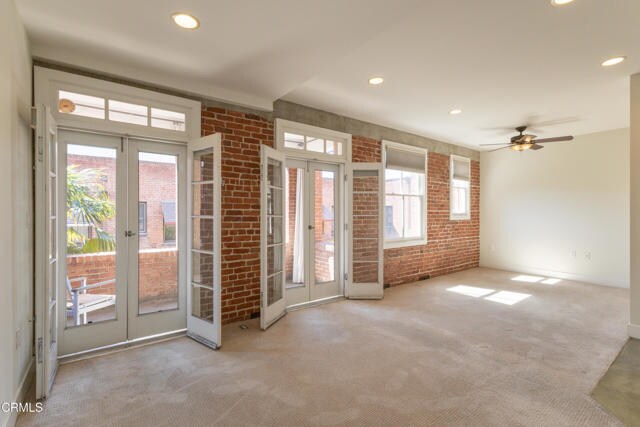 Foto del edificio - 139 S Los Robles Ave