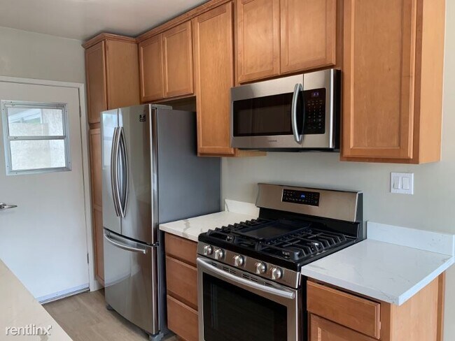 Foto del edificio - 3730 Inglewood Blvd