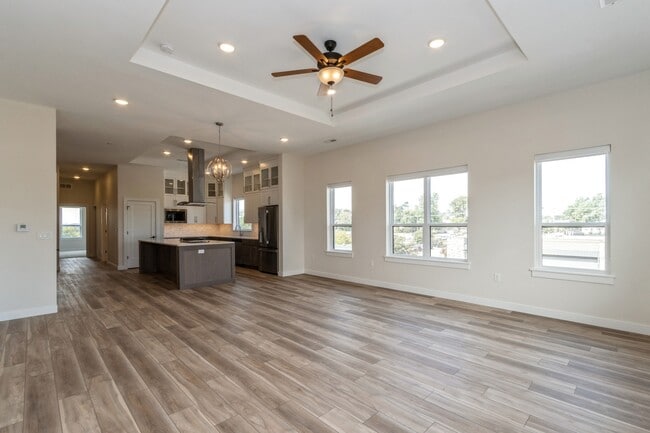 Foto del edificio - 1953 1st Ave SE