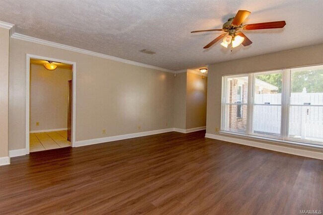 Foto del edificio - 1622 Sandstone Ct