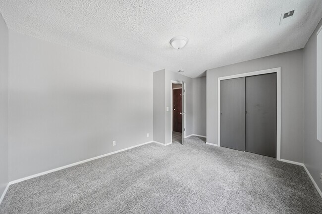 Foto del edificio - 438 S 27th St