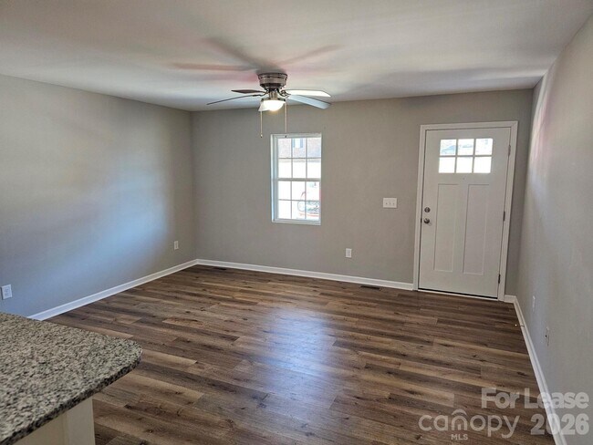 Foto del edificio - 179 Glen-Gar Dr