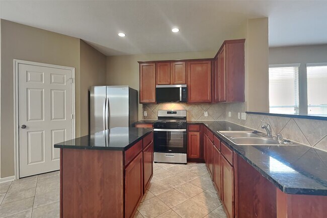 Foto del edificio - 7418 Jacobs Well Dr