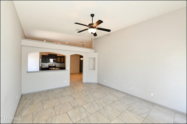Building Photo - 12489 Lanchester Dr