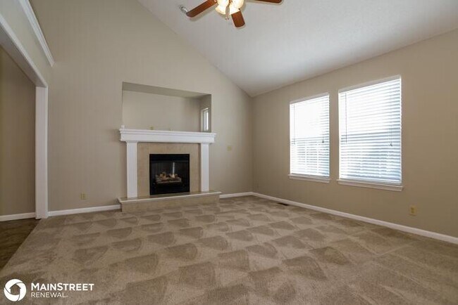 Building Photo - 8556 N Gower Ave, Kansas City, MO 64154