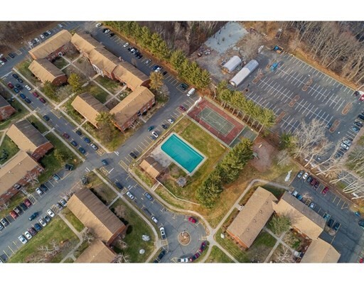 Building Photo - 23 Regency Park Dr