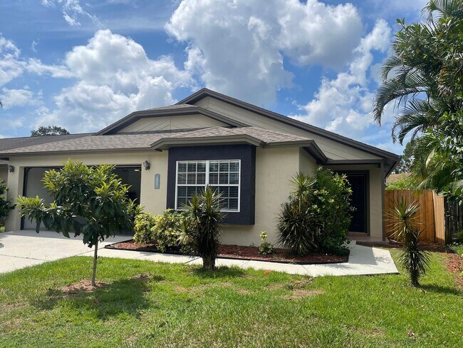 Foto del edificio - Providence Lakes beauty for rent and READY...