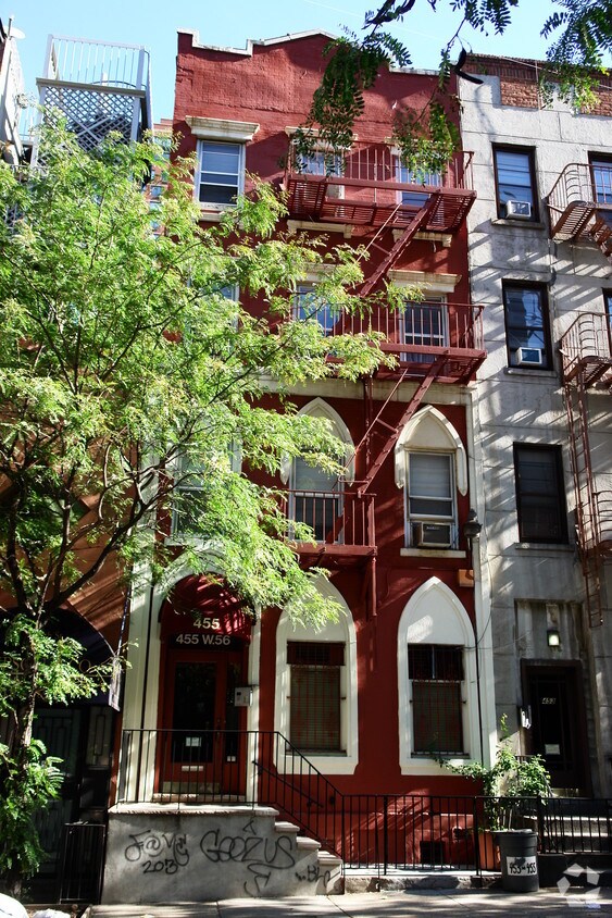 Building Photo - 455 W 56th St
