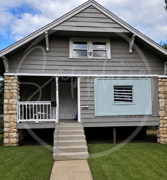 Foto del edificio - 5505 Woodland Ave