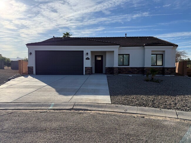 Foto del edificio - Brand New Construction Home