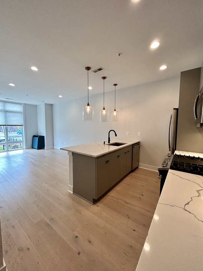 Foto del edificio - 1344 Maryland Ave NE
