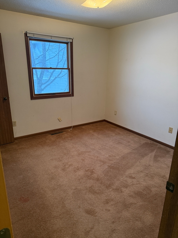 Building Photo - 512 L Hauser Rd