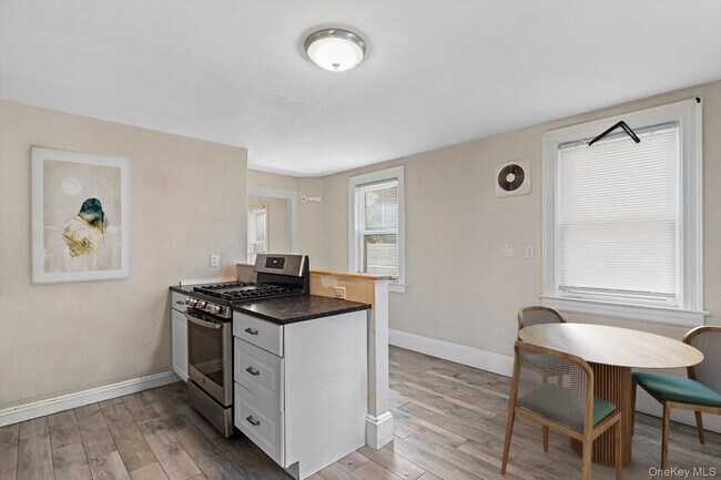 Foto del edificio - 20 Waldo Ave