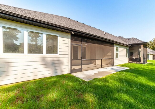 Building Photo - 808 Napa Dr