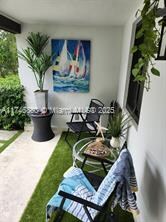 Foto del edificio - 2349 NE 173rd St