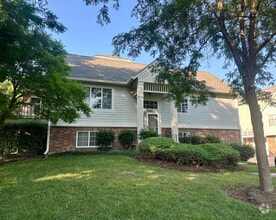Building Photo - 3340 Cameron Dr