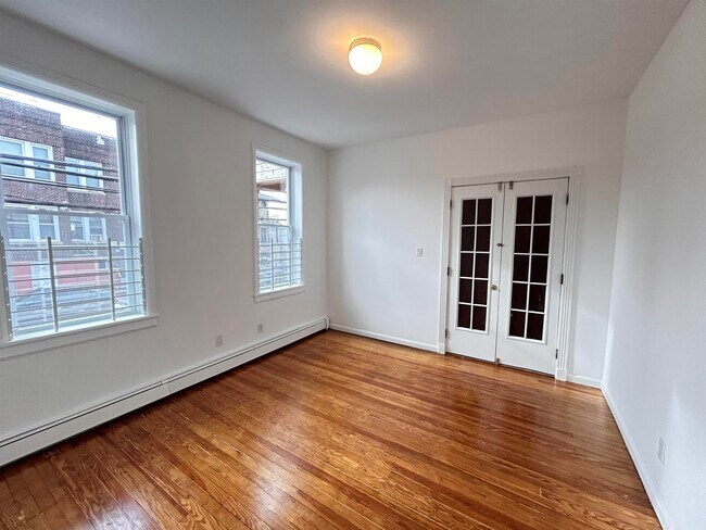 Foto del edificio - 1302 67th St