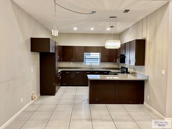 Foto del edificio - 6823 Stone Oak