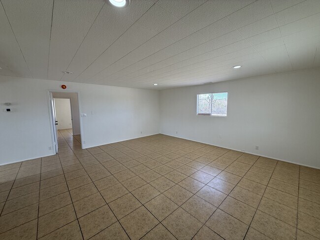 Building Photo - 7428 Lucerne Vista Ave