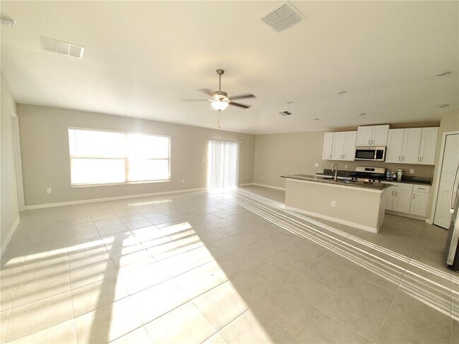 Foto del edificio - 10353 Scarlet Skimmer Dr