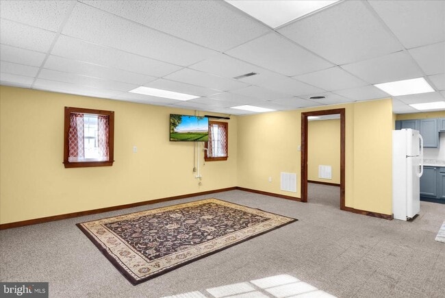 Building Photo - 392 5 Locks Rd