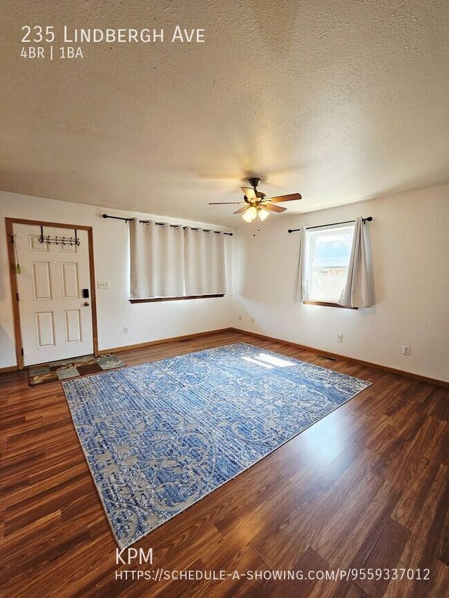 Foto del edificio - 235 Lindbergh Ave