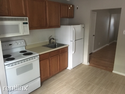 Primary Photo - 1240 Roosevelt Dr