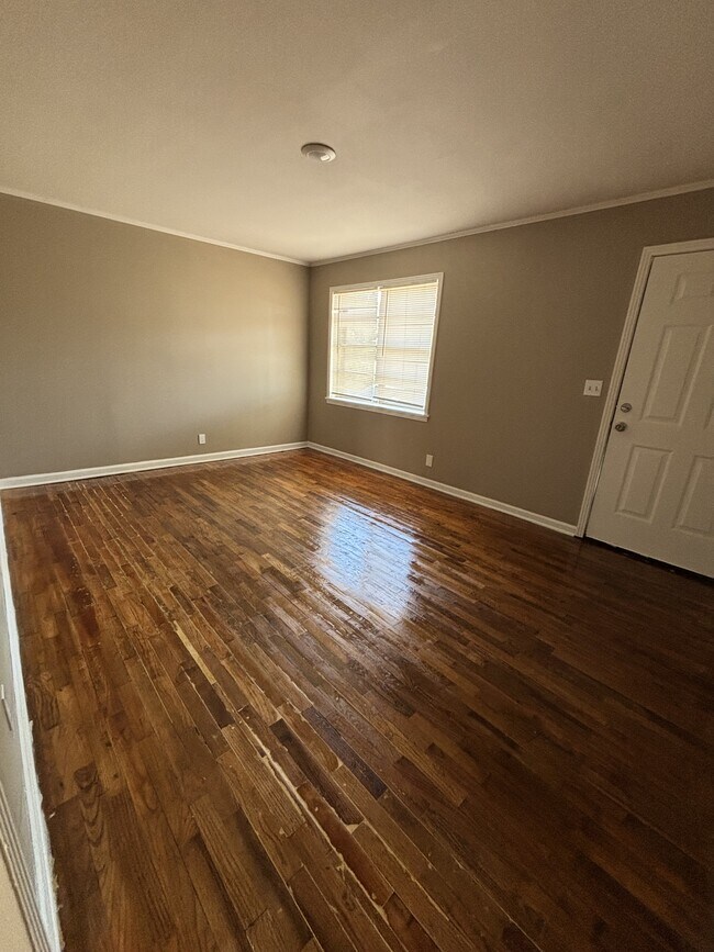 Foto del edificio - 390 Springfield Rd