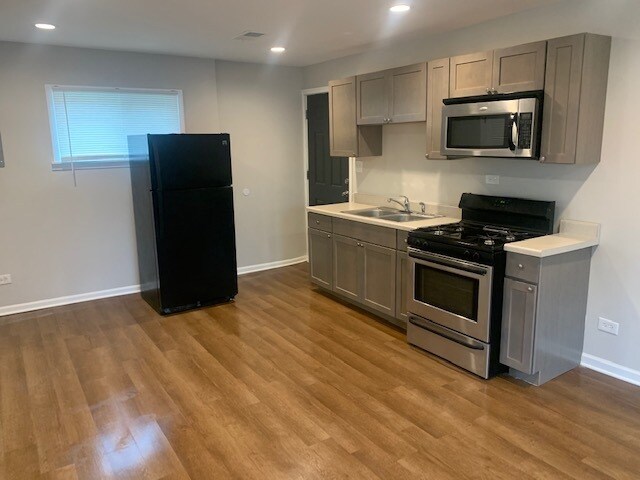 Foto del edificio - 4939 W Walton St