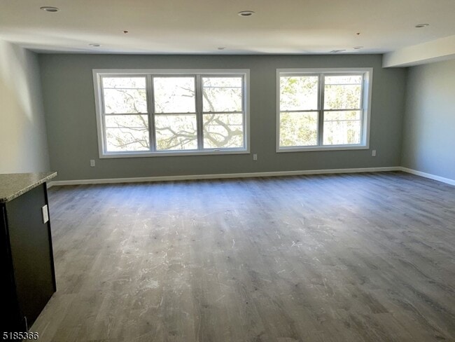 Building Photo - 307 Caldwell Ave