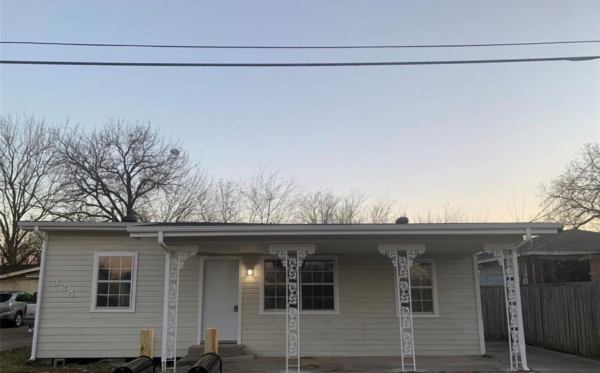 Foto principal - 324 Delaware St