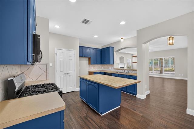 Building Photo - 1209 Chattahoochee