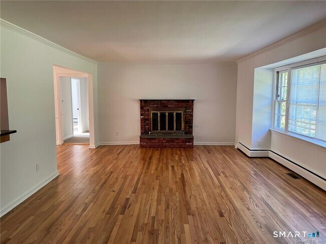 Building Photo - 231 Rivergate Dr