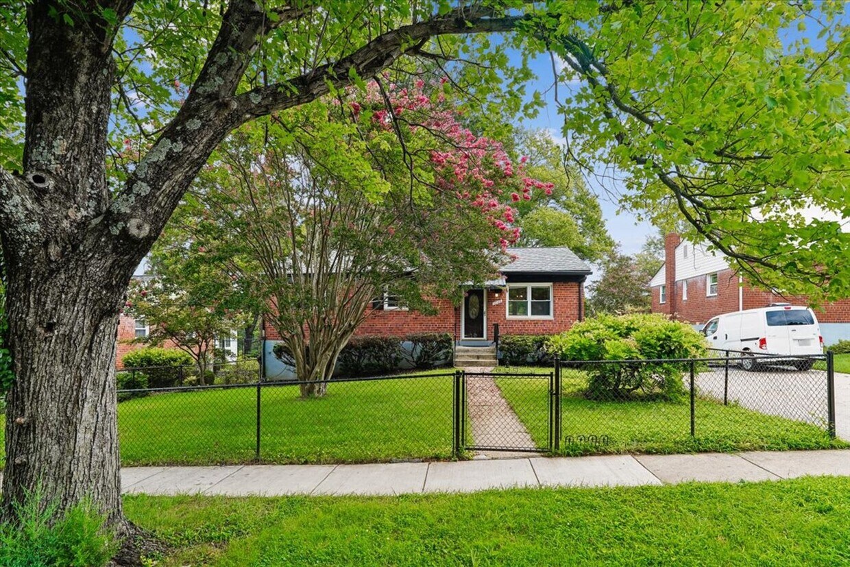 Photo - 11705 Ashley Drive
