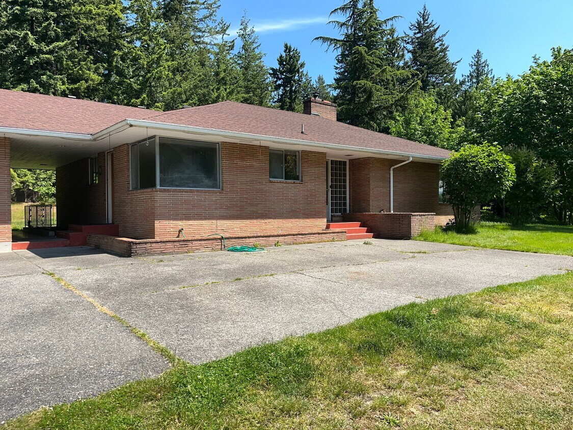 Building Photo - 1310 - Snohomish Investments