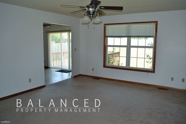 Building Photo - 3 br, 2 bath House - 3436 NW 39th Ct