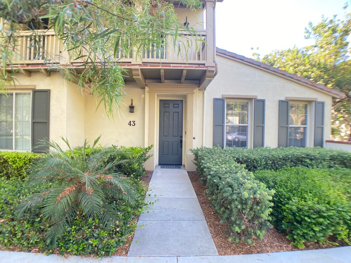 43 Spanish Lace Unit NA, Irvine, CA 92620 Condo for Rent in Irvine