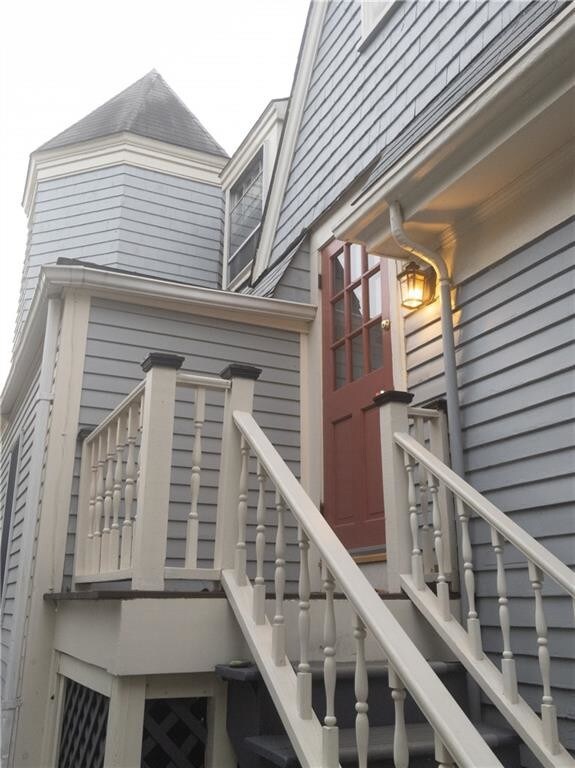 Building Photo - 4 Dresser St