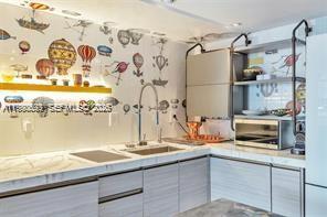 Foto del edificio - 1100 West Ave