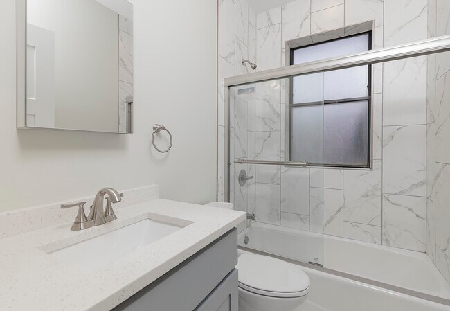 Foto del edificio - 2909 N Clark St
