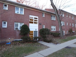 Building Photo - 140 N Broadway