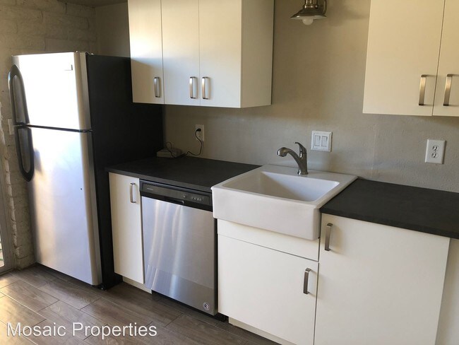 Foto del edificio - 1204 S McClintock Dr