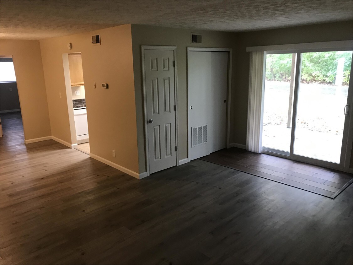 Foto principal - 3935 Wilma Ct