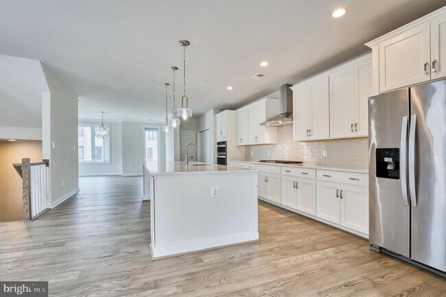 Building Photo - 23535 Neersville Cor Ter