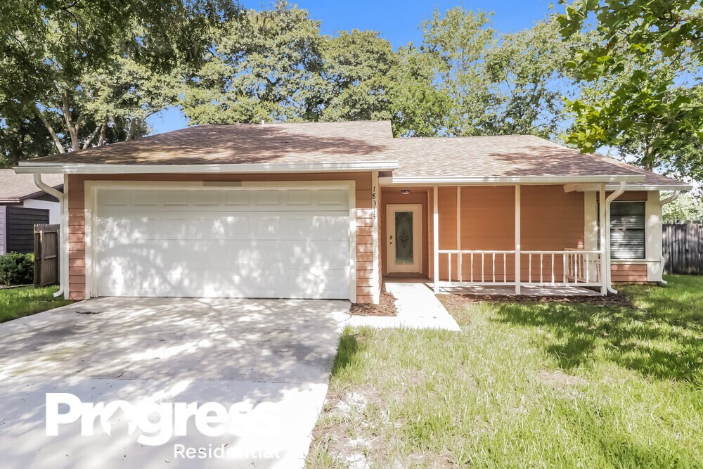 Primary Photo - 18314 Swan Lake Dr